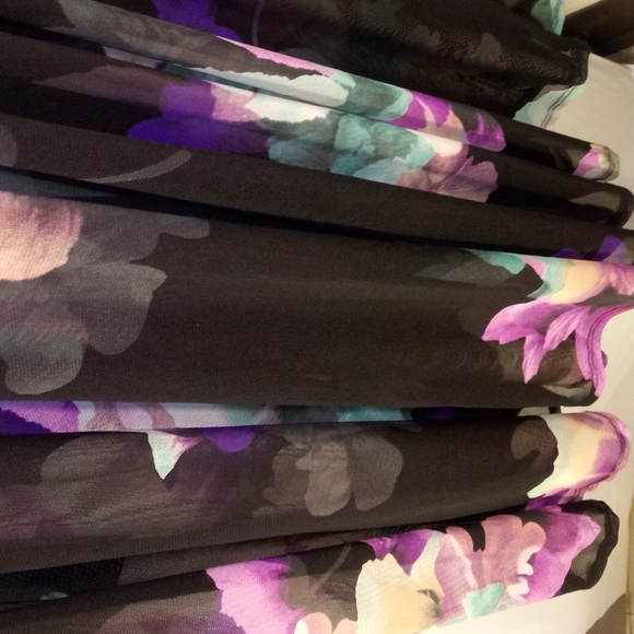 MAXI DRESS - Picture 7 of 8